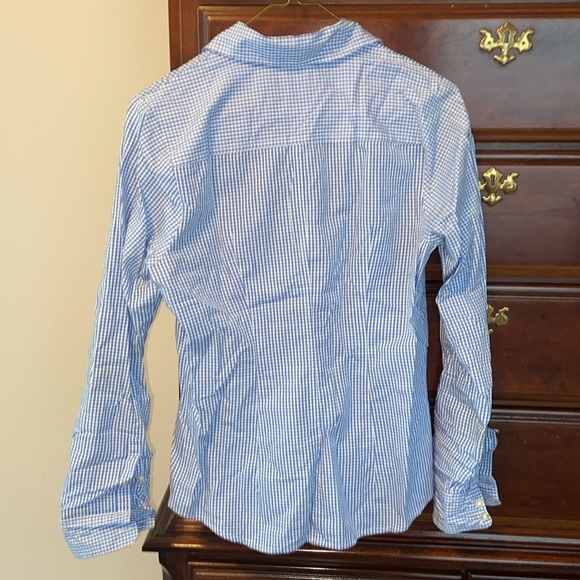 Women’s button down shirt - Picture 3 of 4